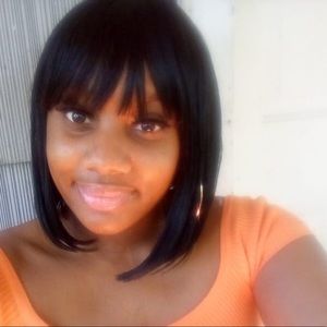 Meet your Posher, Viola